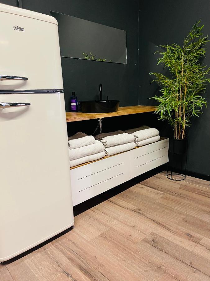 Ofek'S Place - Midtown Tlv Tel Aviv Ngoại thất bức ảnh